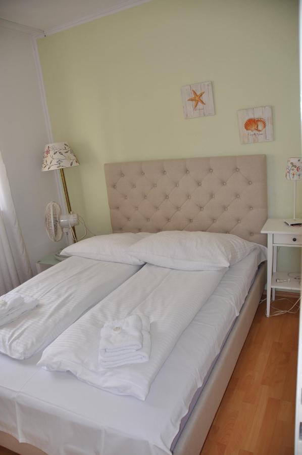 Hotel-pension Asta Munich